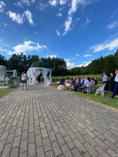 kupolas vestuviu ceremonijai moletu rajone vila santa barbara nuoma poilsis kaimo turizmo sodyba